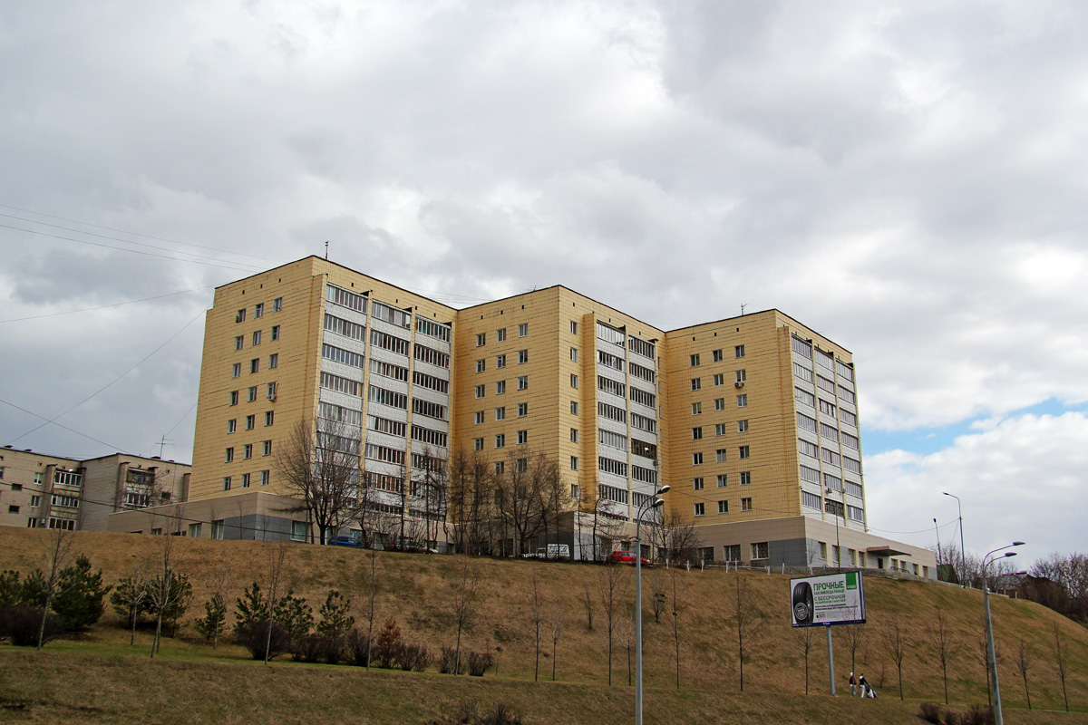 Казань, Бойничная улица, 8 (подъезды 1 и 3); Бойничная улица, 8 (подъезд 2)