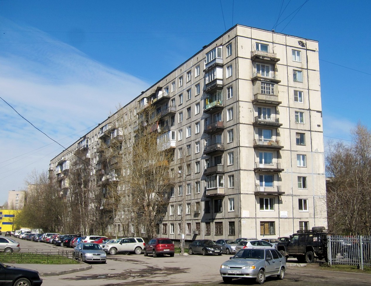 Санкт-Петербург, Улица Крыленко, 5 корп. 1