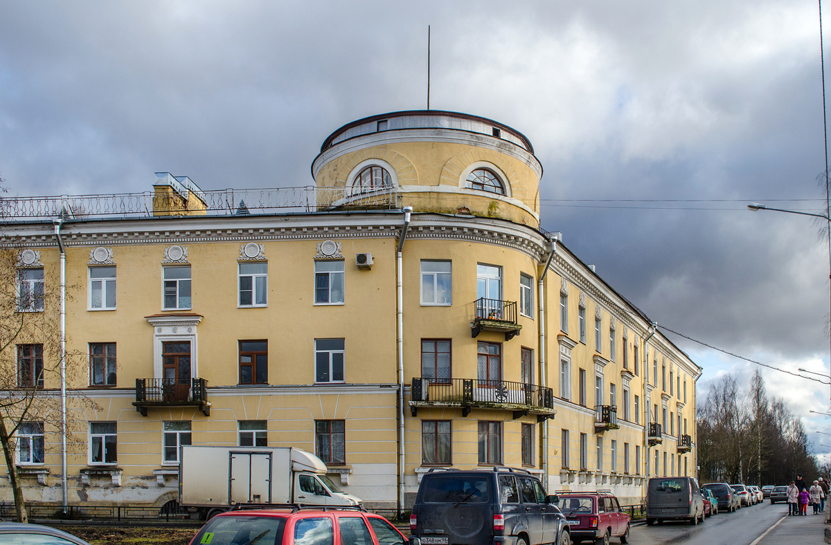 Pawlowsk, Детскосельская улица, 1 / Слуцкая улица, 2