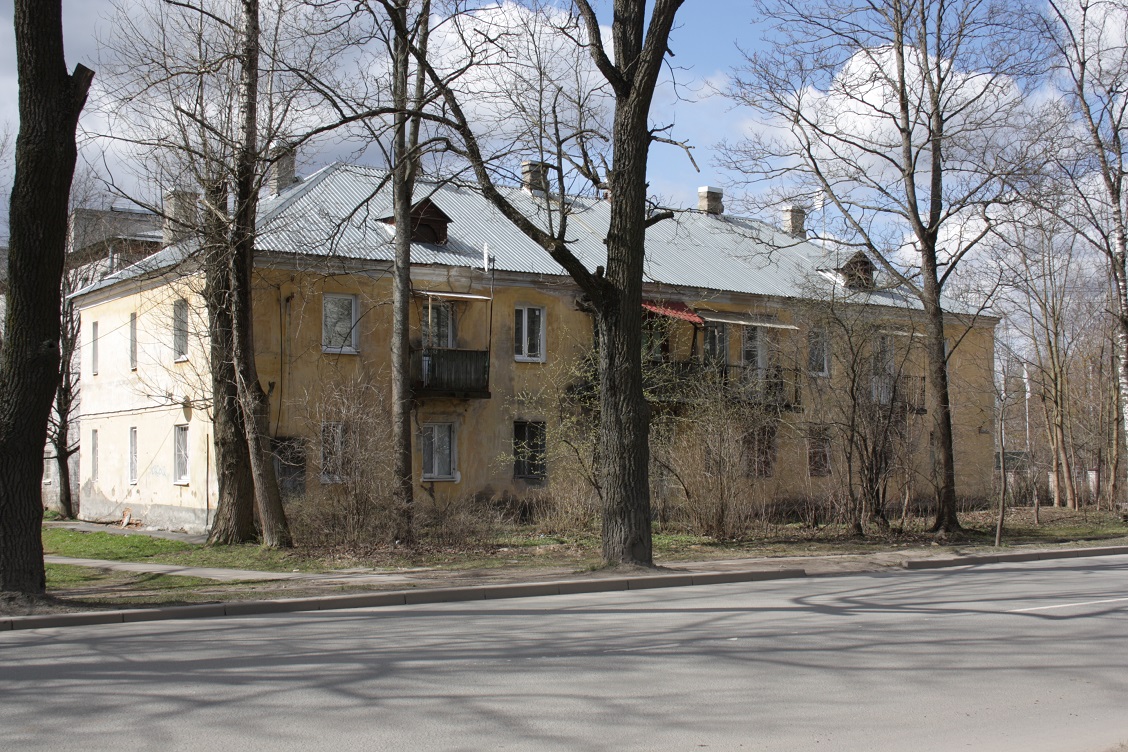 Гатчина, Улица Карла Маркса, 32