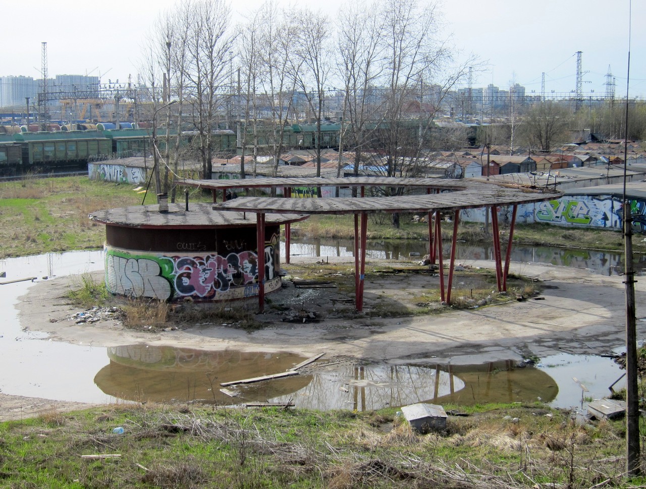 Санкт-Петербург, Проспект Александровской Фермы, 27