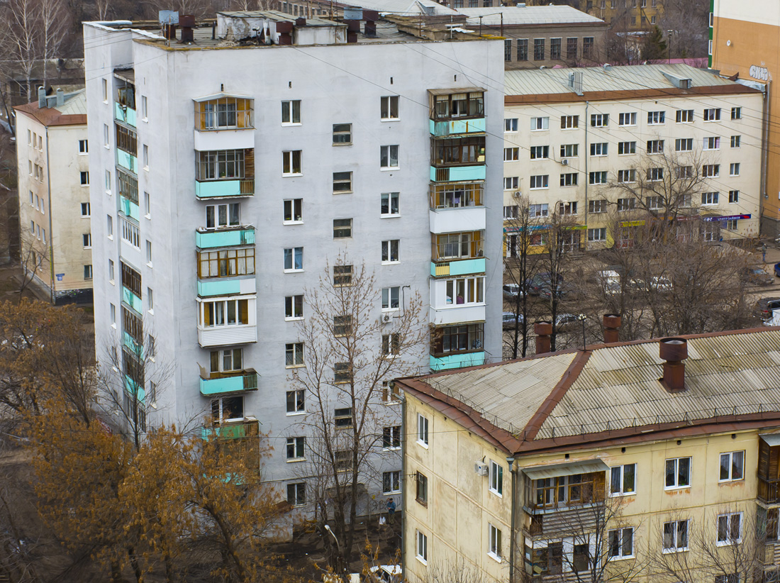 Ufa, Улица Машиностроителей, 10 / Черниковская улица, 53