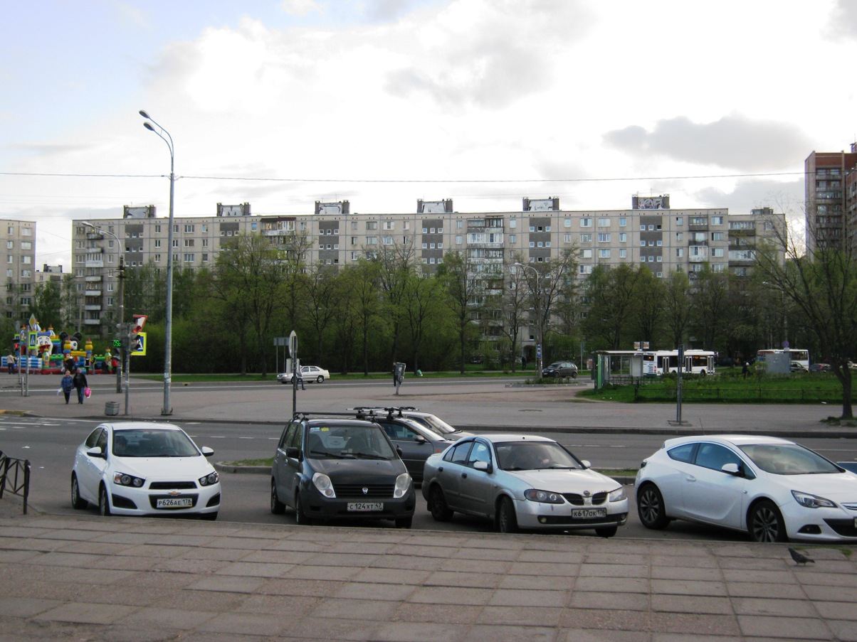 Saint Petersburg, Улица Олеко Дундича, 11