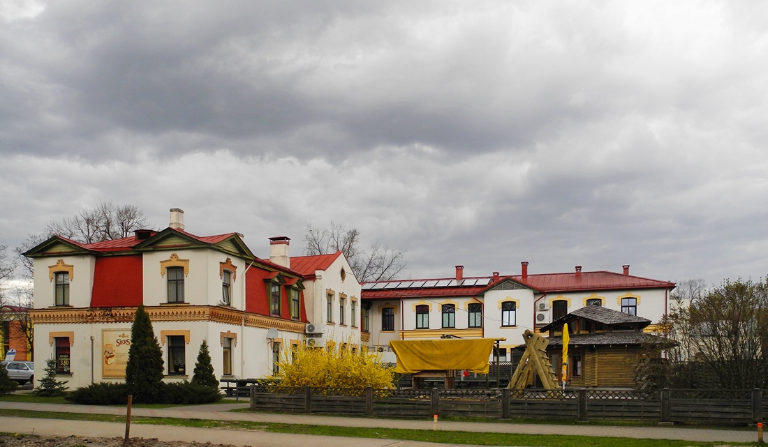 Огре, Brīvības iela, 12