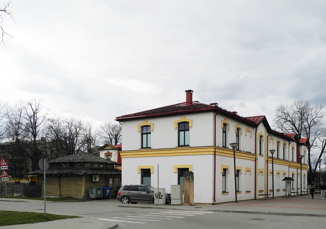 Огре, Brīvības iela, 12