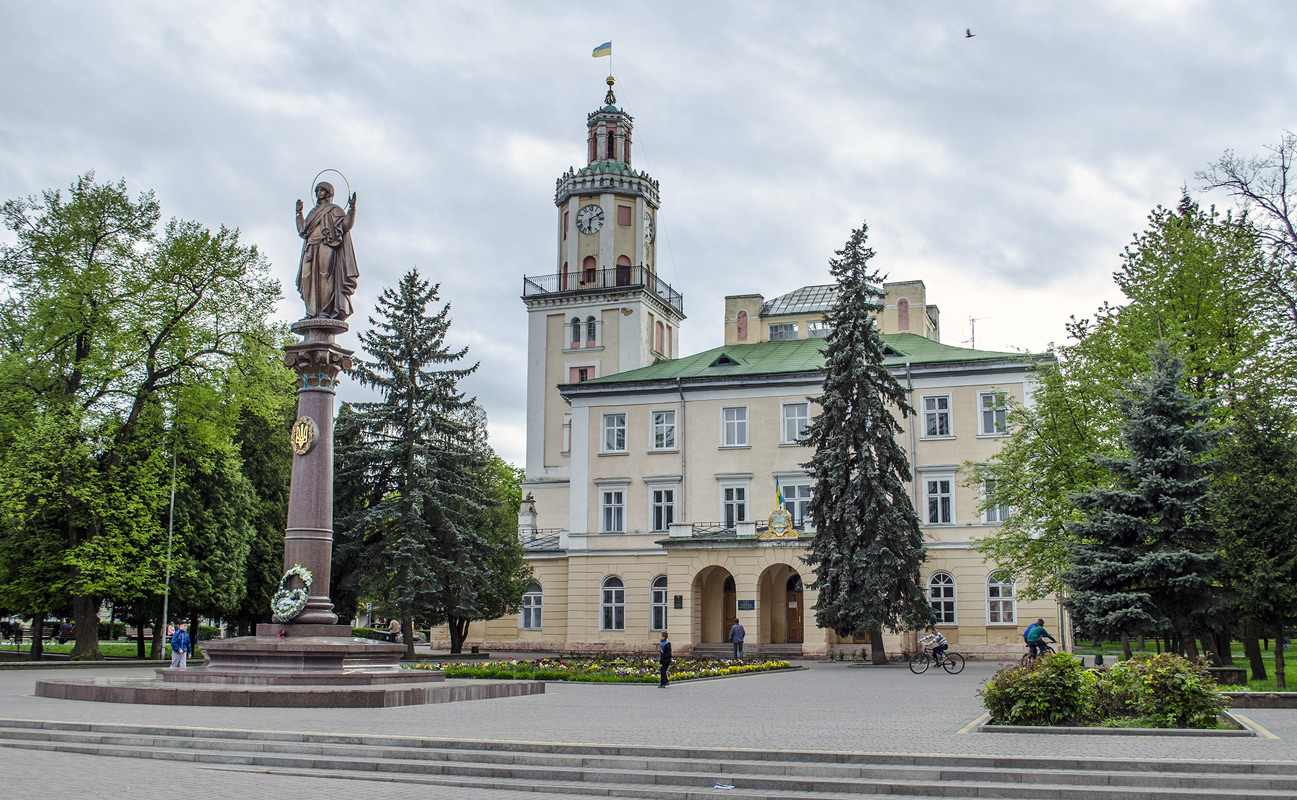 Самбор, Площадь Рынок, 1