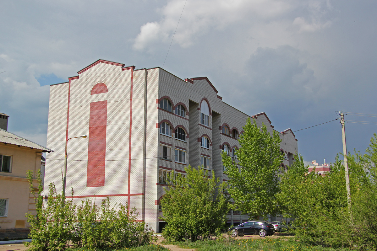 Казань, Улица Челюскина, 42