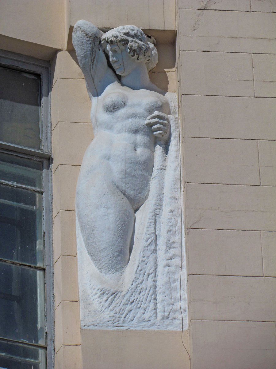 Kharkov, Сумская улица, 1 / площадь Конституции, (?)