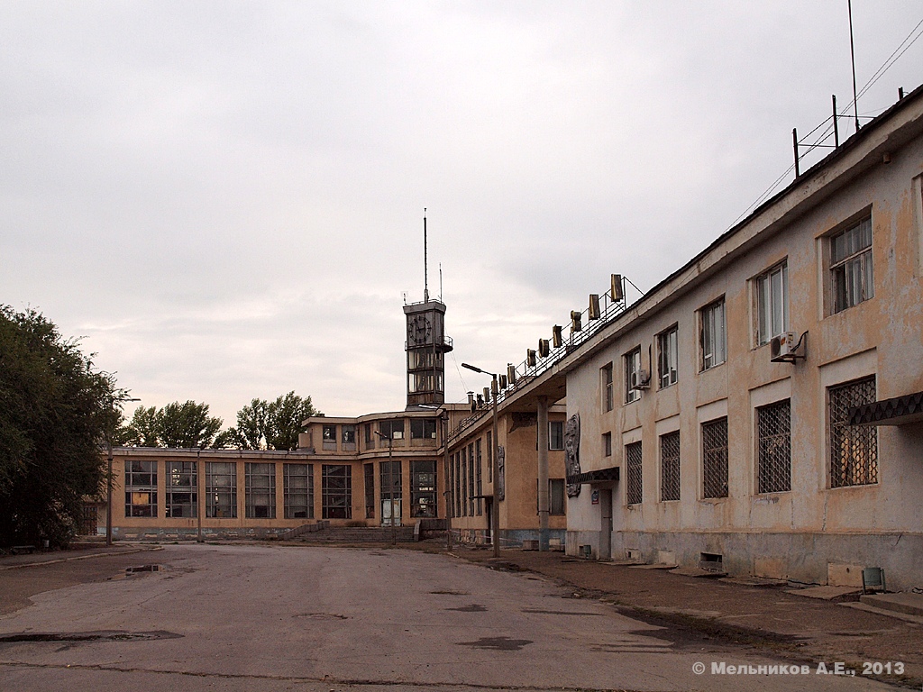 Wołżski, Портовая улица, 20
