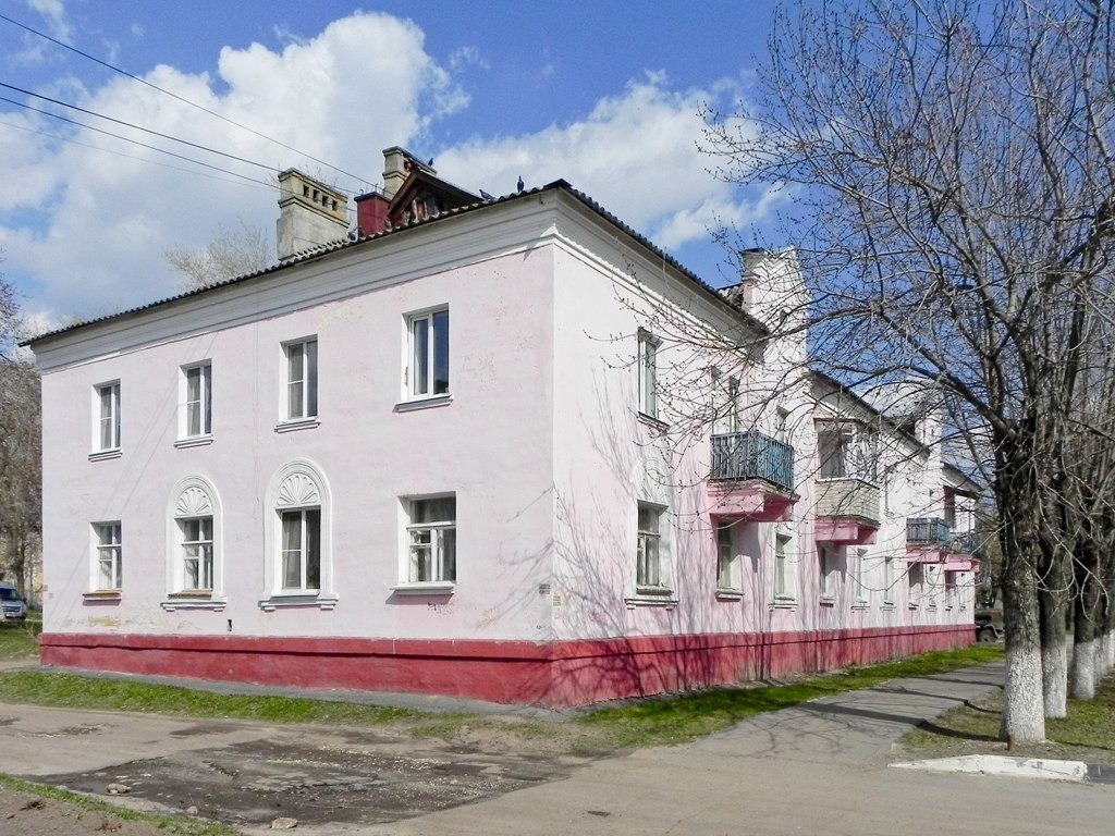 Луховицы, Улица 40 лет Октября, 37 / Улица Мира, 6