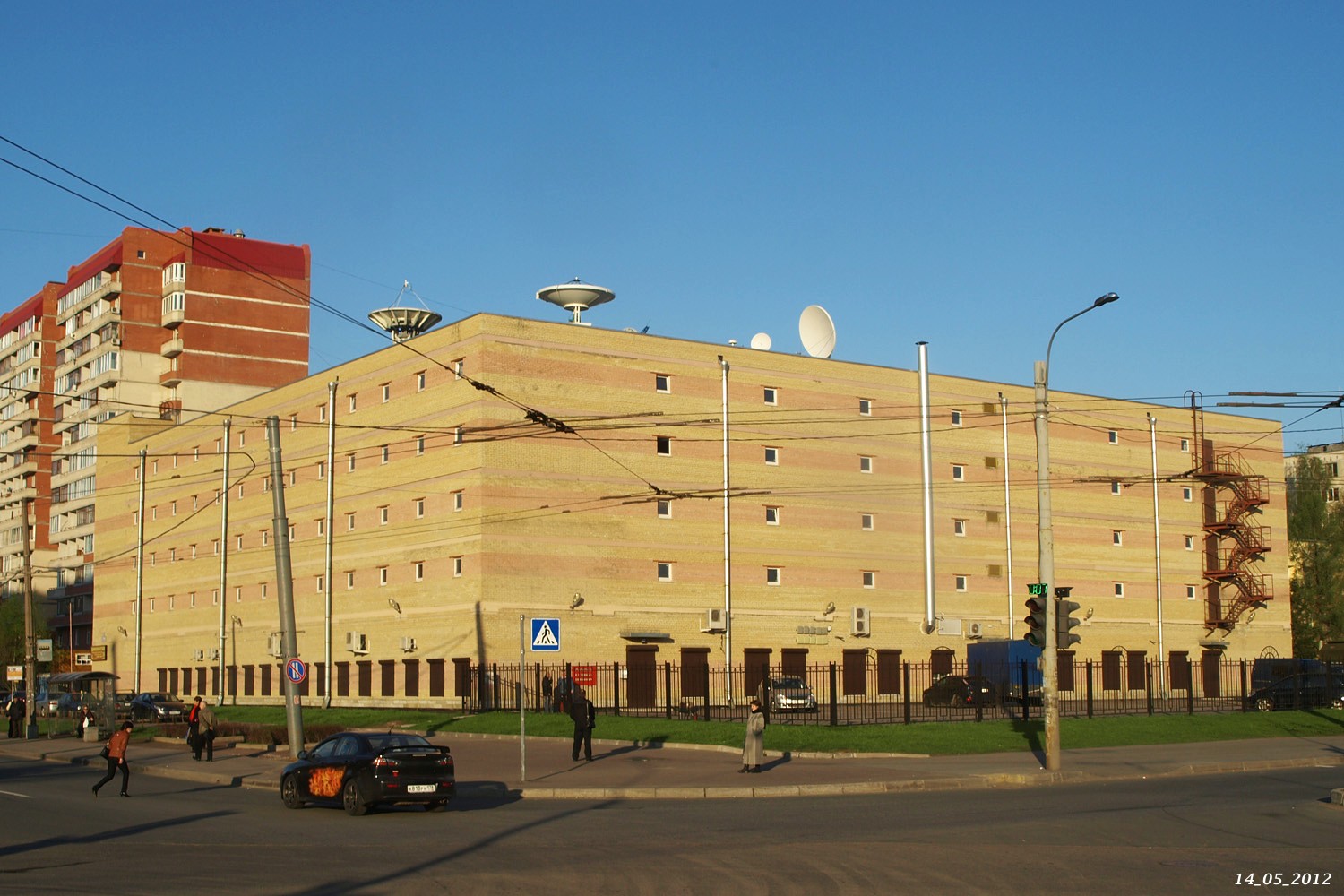 Санкт-Петербург, Улица Софьи Ковалевской, 22 / Северный проспект, 81