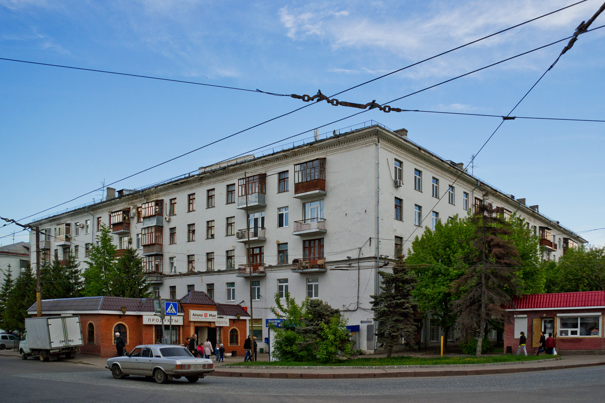 Казань, Улица 25 Октября, 20 / улица степана халтурина, 8