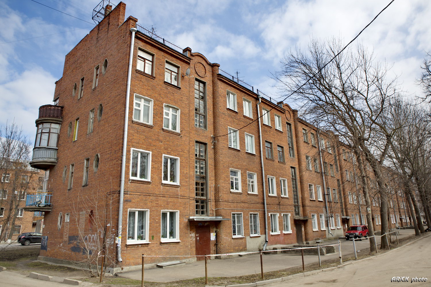 Владимир, Улица Усти-на-Лабе, 29 / Северная улица, 18