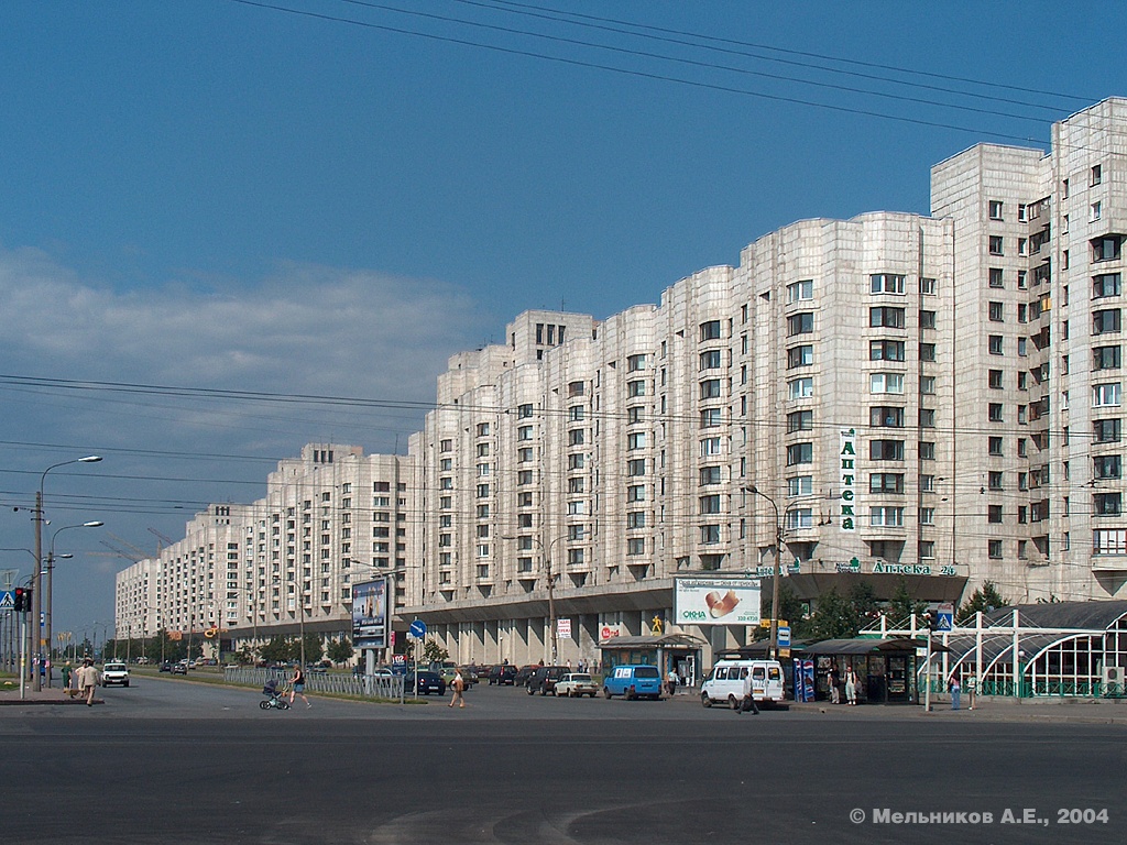 Санкт-Пецярбург, Новосмоленская набережная, 1