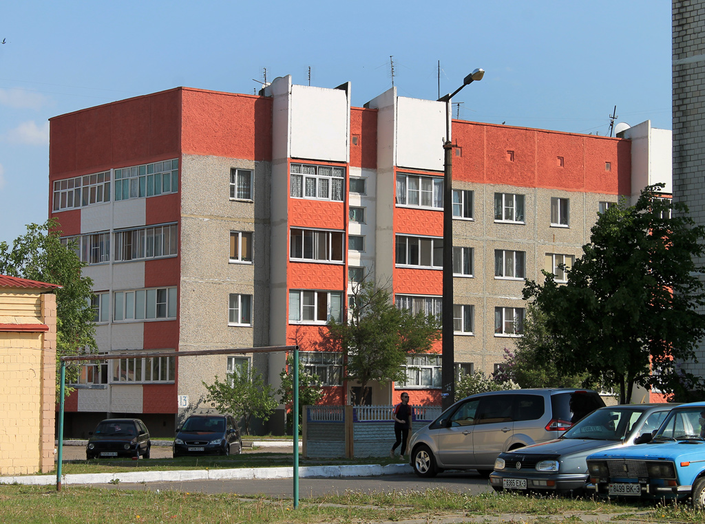 Буда-Кошелёво, Совхозная улица, 13