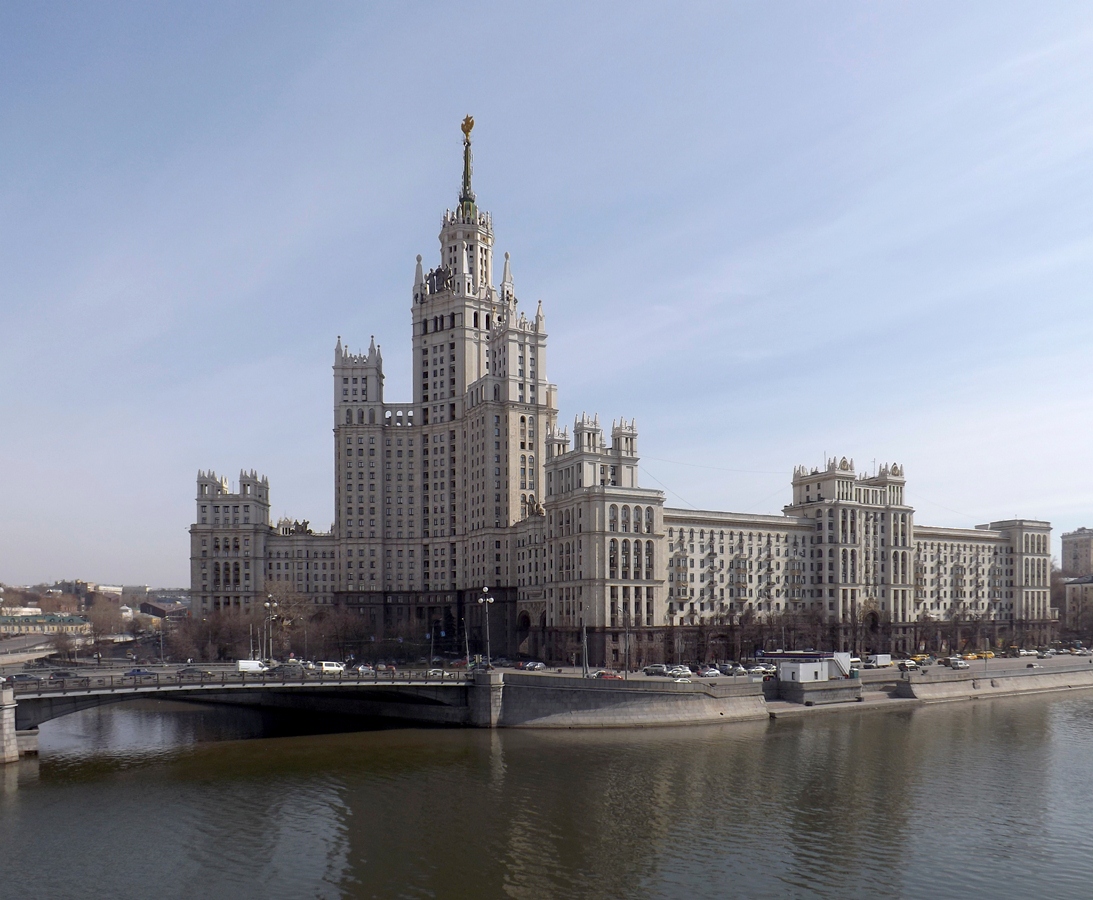 Moscow, Котельническая набережная, 1/15; Котельническая набережная, Малый Устьинский мост