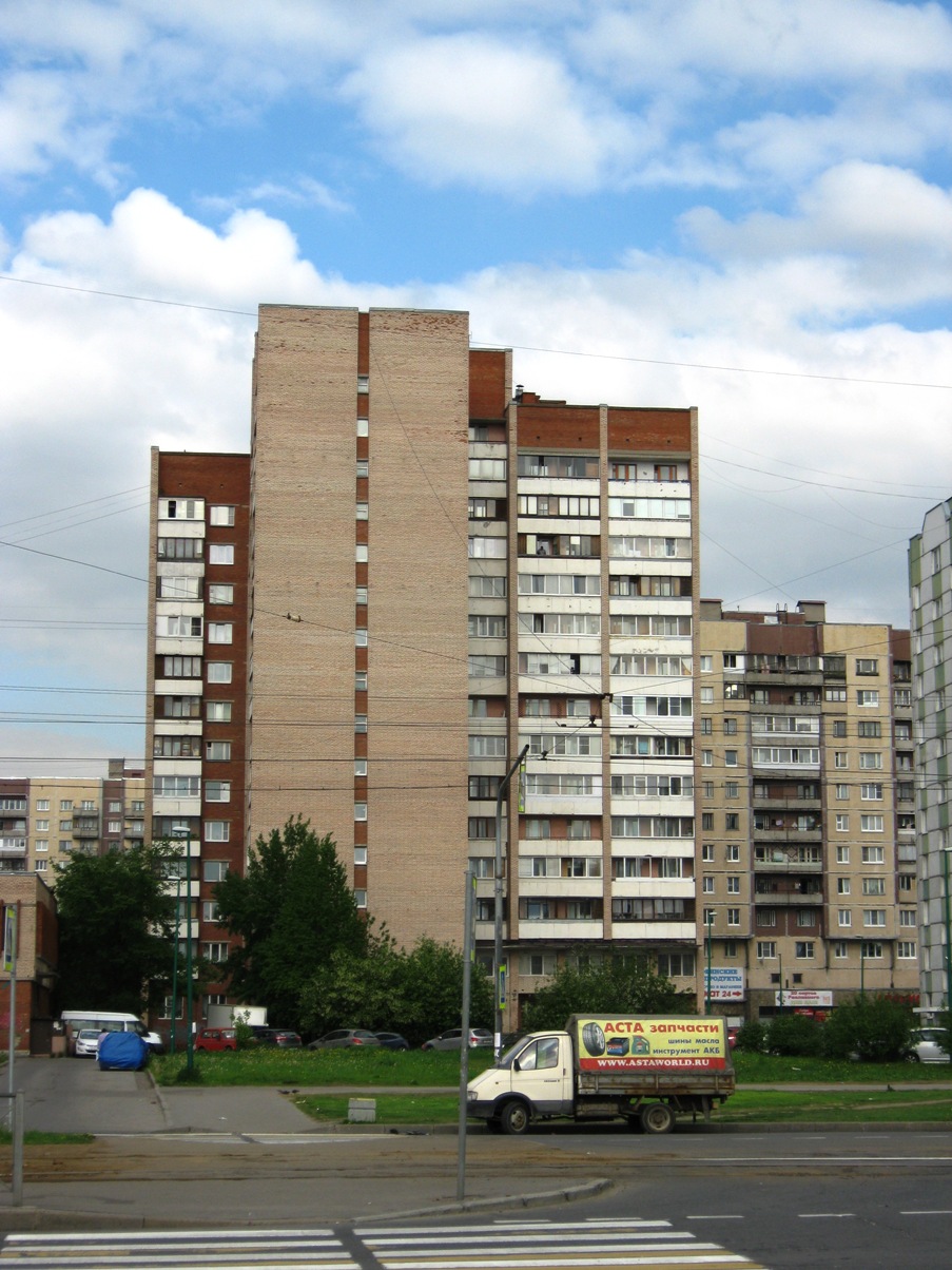 Санкт-Петербург, Бухарестская улица, 152 корп. 1