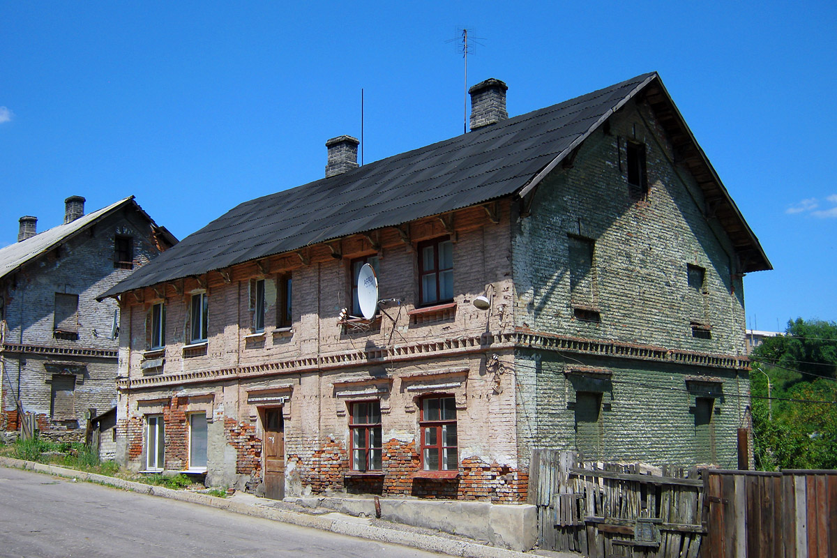 Лисичанск, Улица Владимира Сосюры, 18