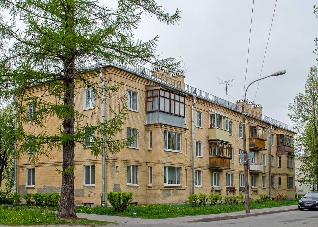 Павловск, 1-я Советская улица, 10