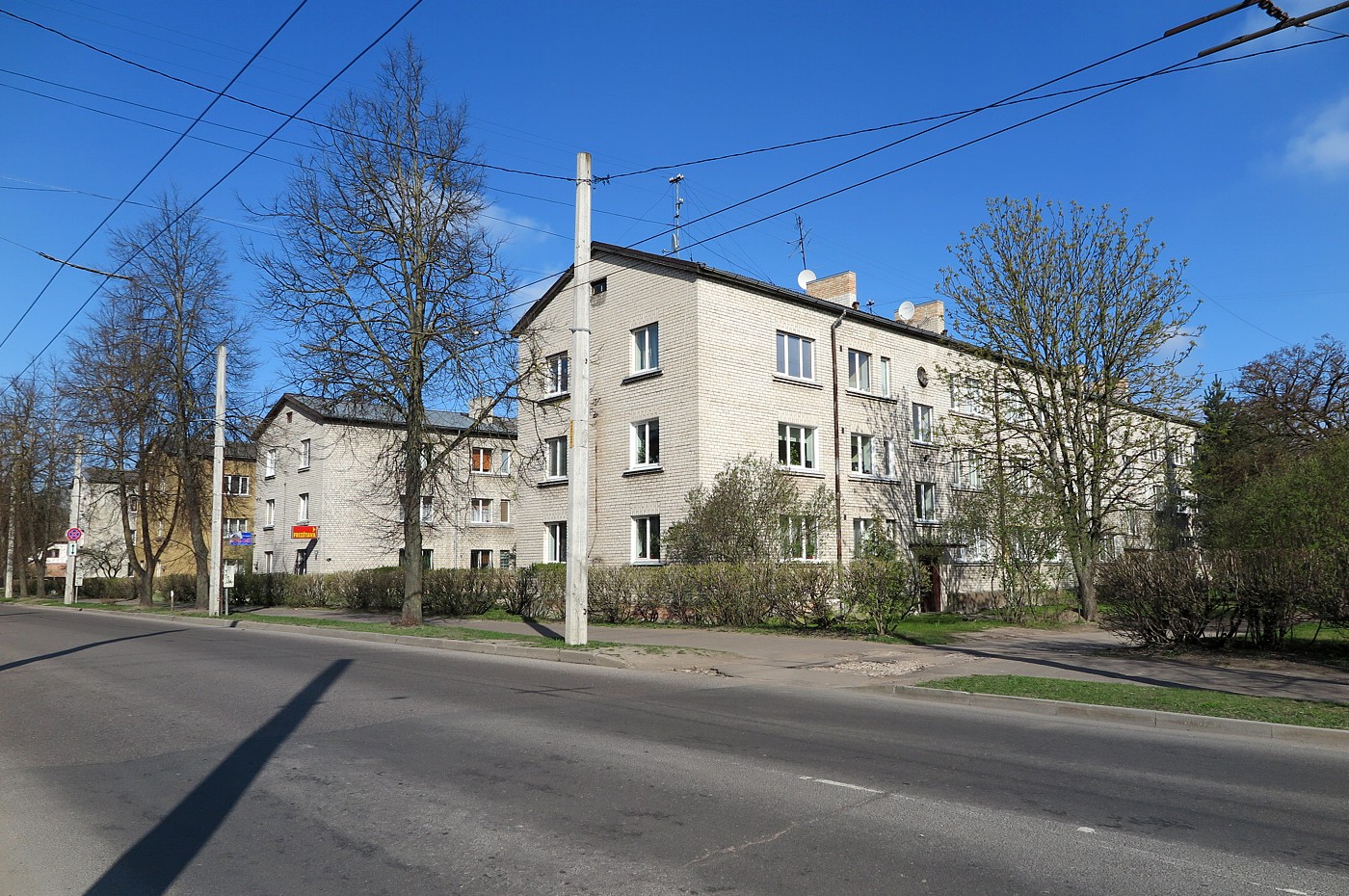 Рига, Tadaiķu iela, 8 k. 2; Tadaiķu iela, 8 k. 1