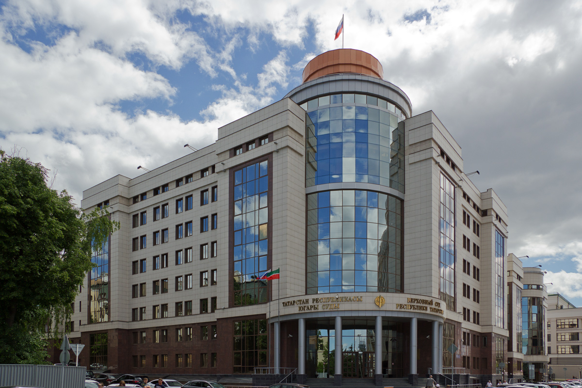 Kazań, Улица Пушкина, 72 / Бассейная улица, 2
