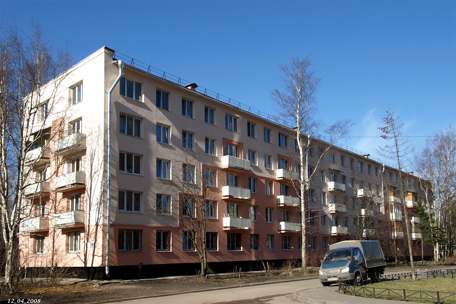 Санкт-Петербург, Улица Матроса Железняка, 31