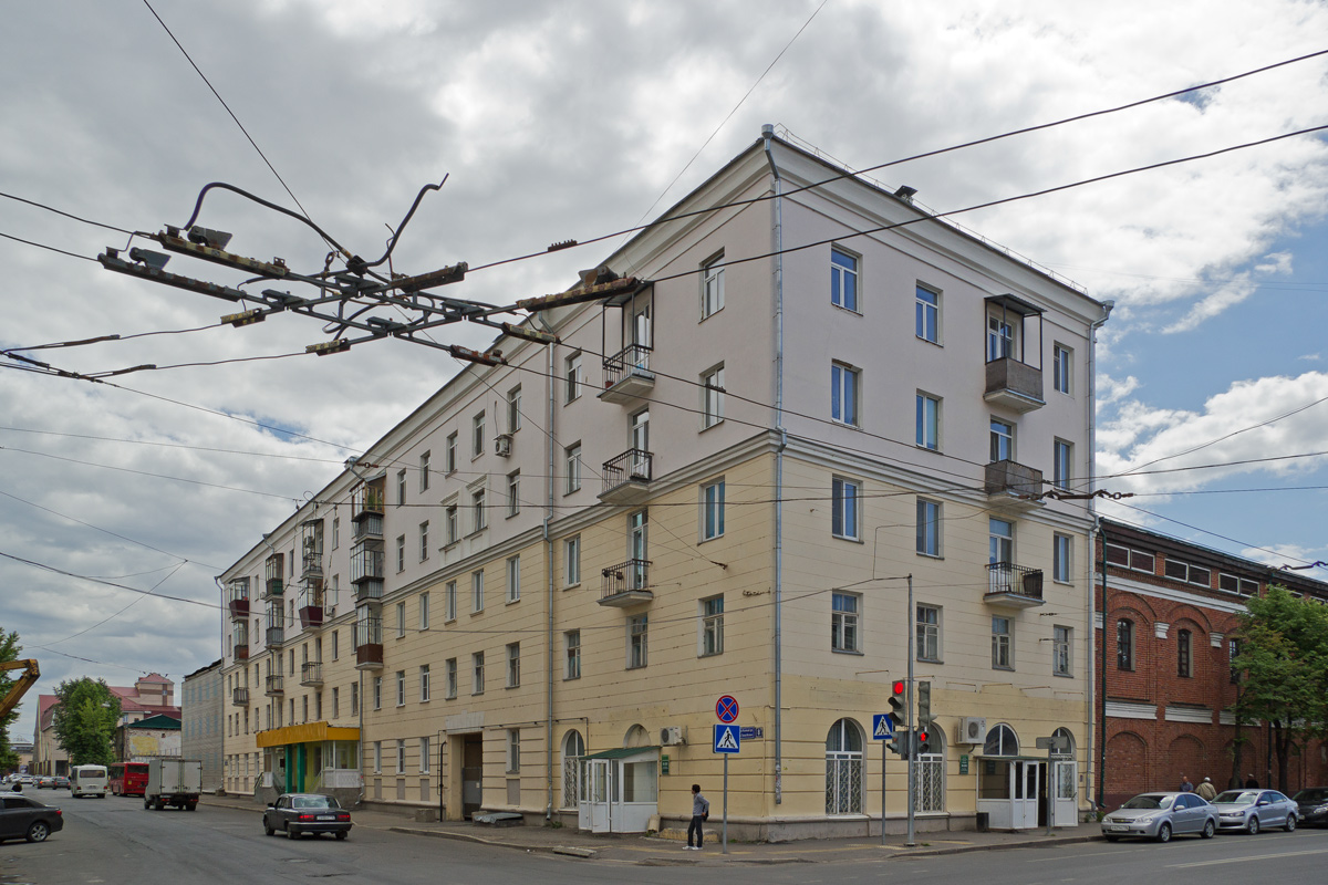 Казань, Улица Гаяза Исхаки, 8А; Улица Гаяза Исхаки, 8