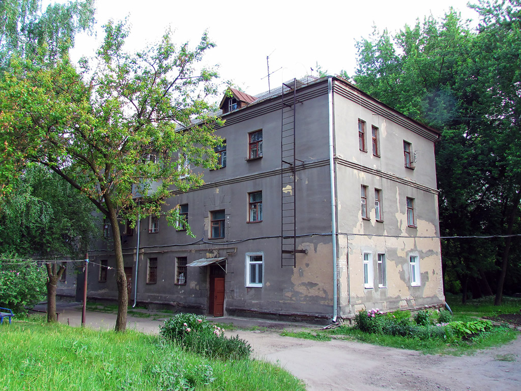 Charków, Автострадная набережная, 7