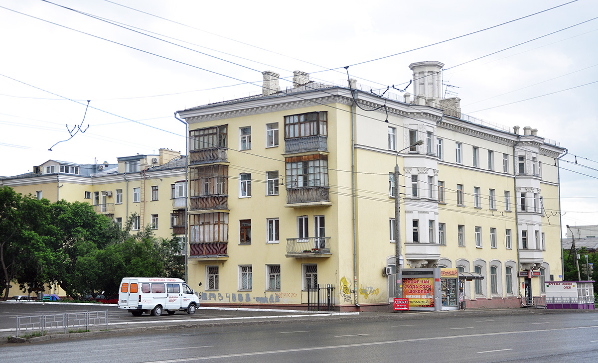 Омск, Улица 10 лет Октября, 48 / Улица Декабристов, 33 / Микрорайон Казачий