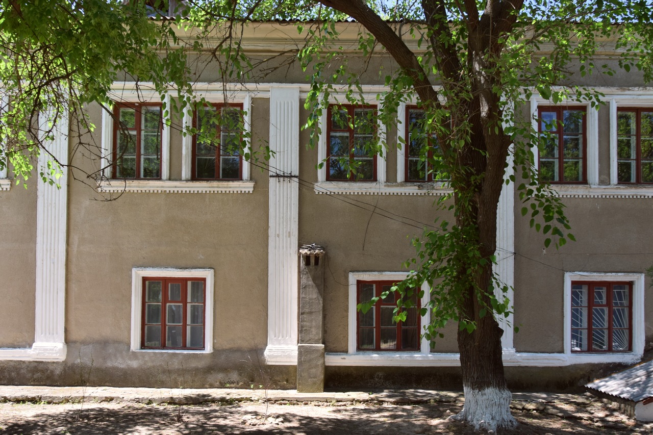 Березовка, улица Матросова, 1