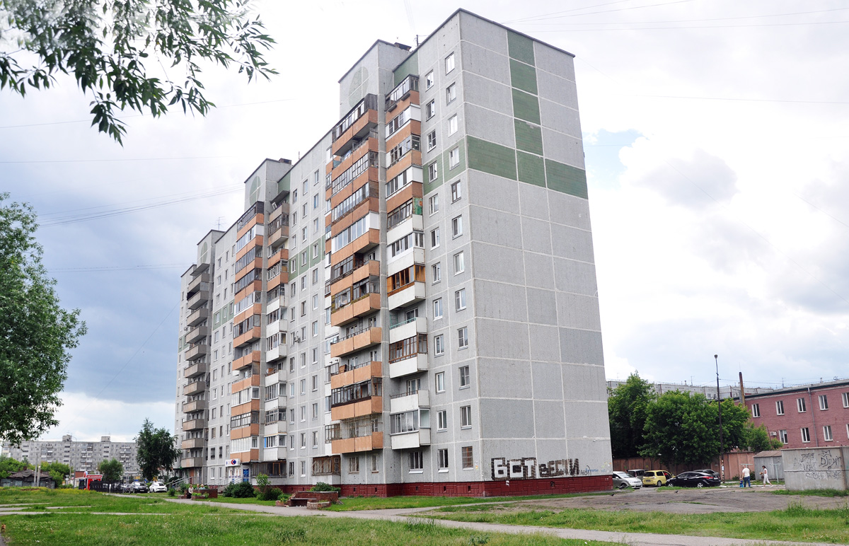 Омск, Улица 10 лет Октября, 107