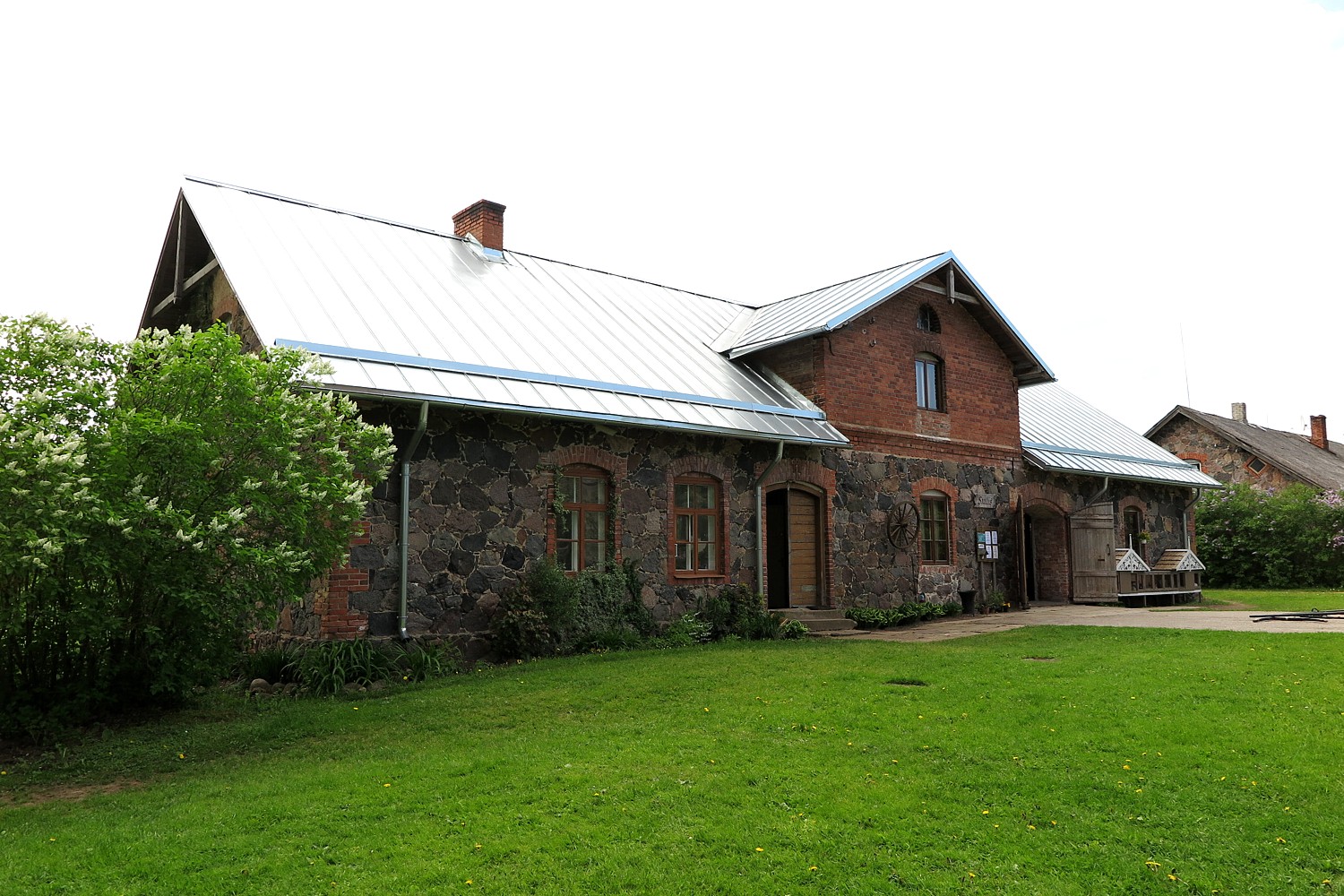 Бирини, Biriņi, 4