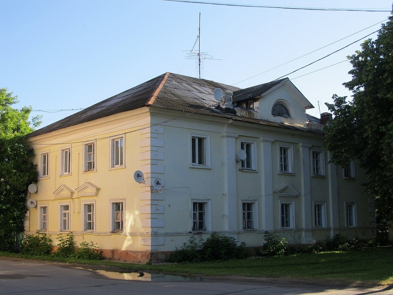 Переславль-Залесский, Народная площадь, 12