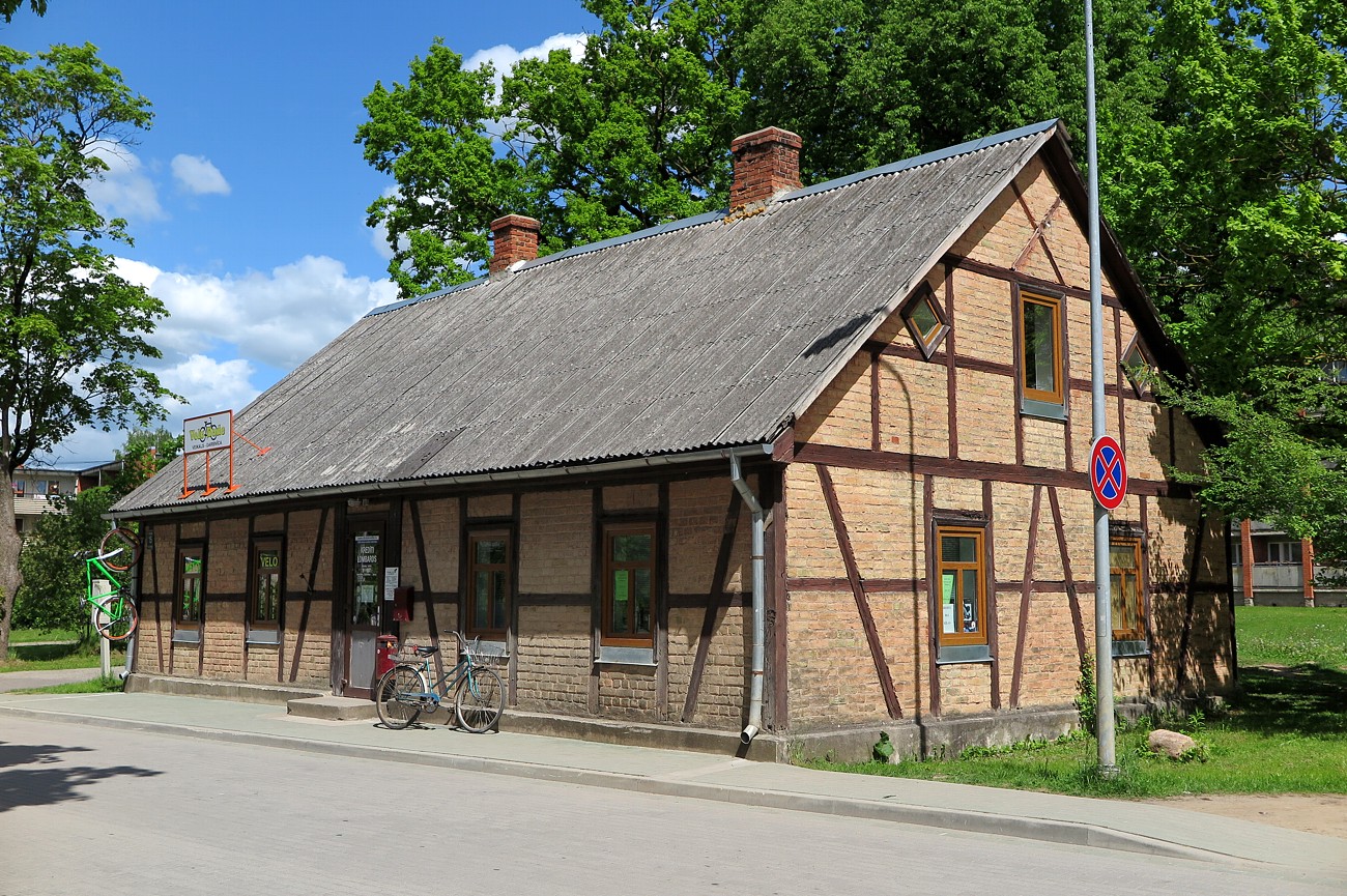 Добеле, Zaļā iela, 15