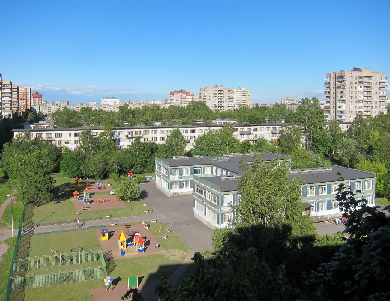 Санкт-Петербург, Улица Евдокима Огнева, 6 корп. 3; Дальневосточный проспект, 34 корп. 2