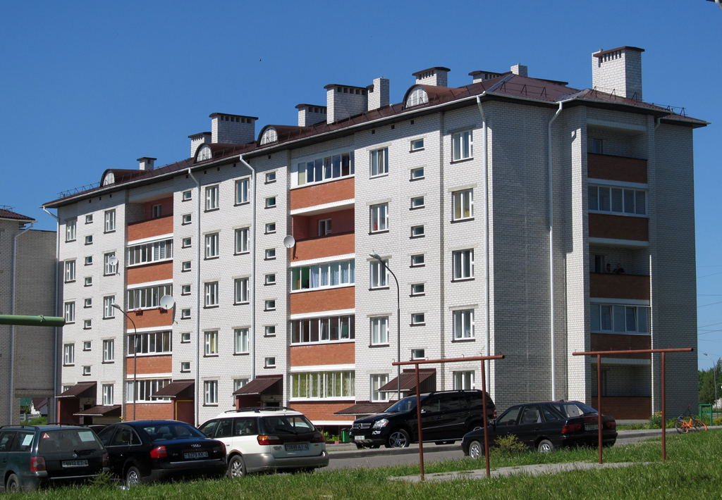 Новогрудок, Улица Карского, 36