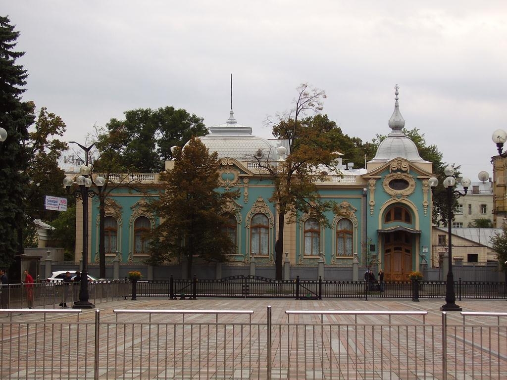 Kyiv, Улица Михаила Грушевского, 22