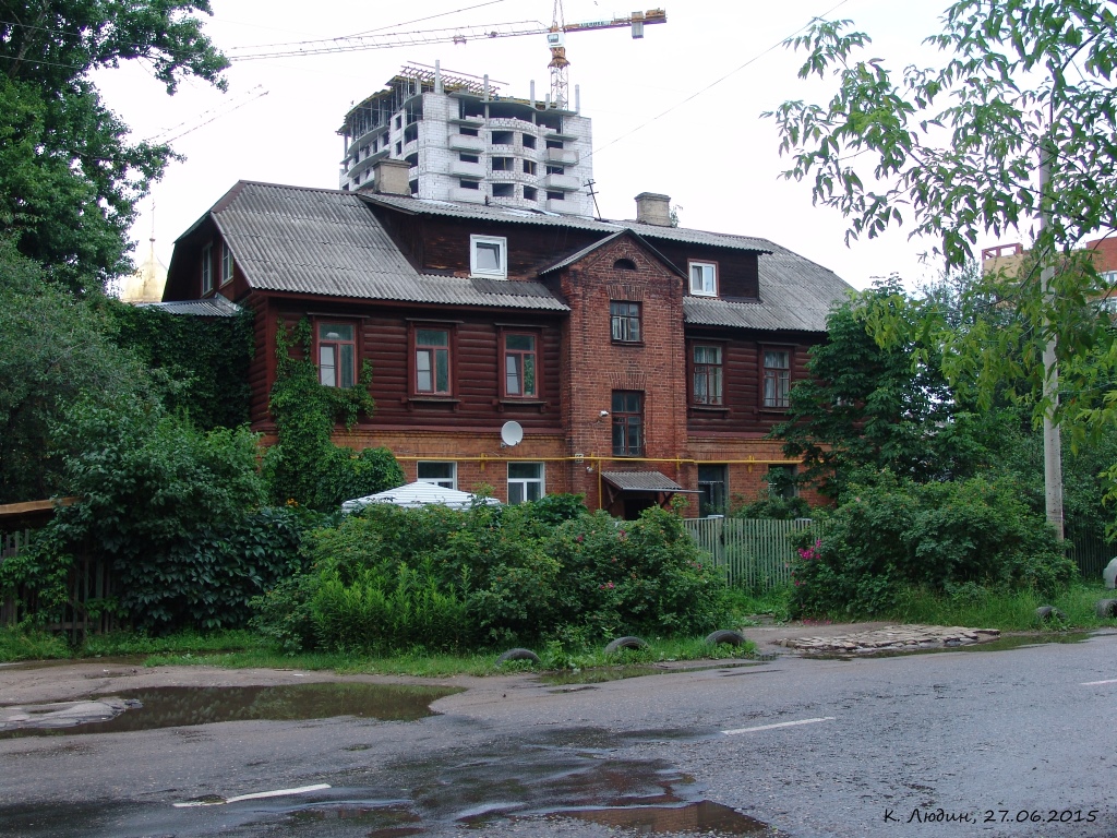 Иваново, Октябрьская улица, 25