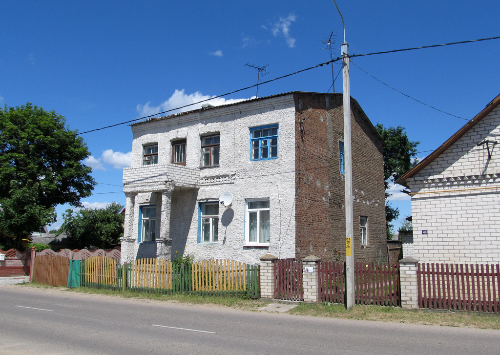 Берёзовка, Улица Дзержинского, 42