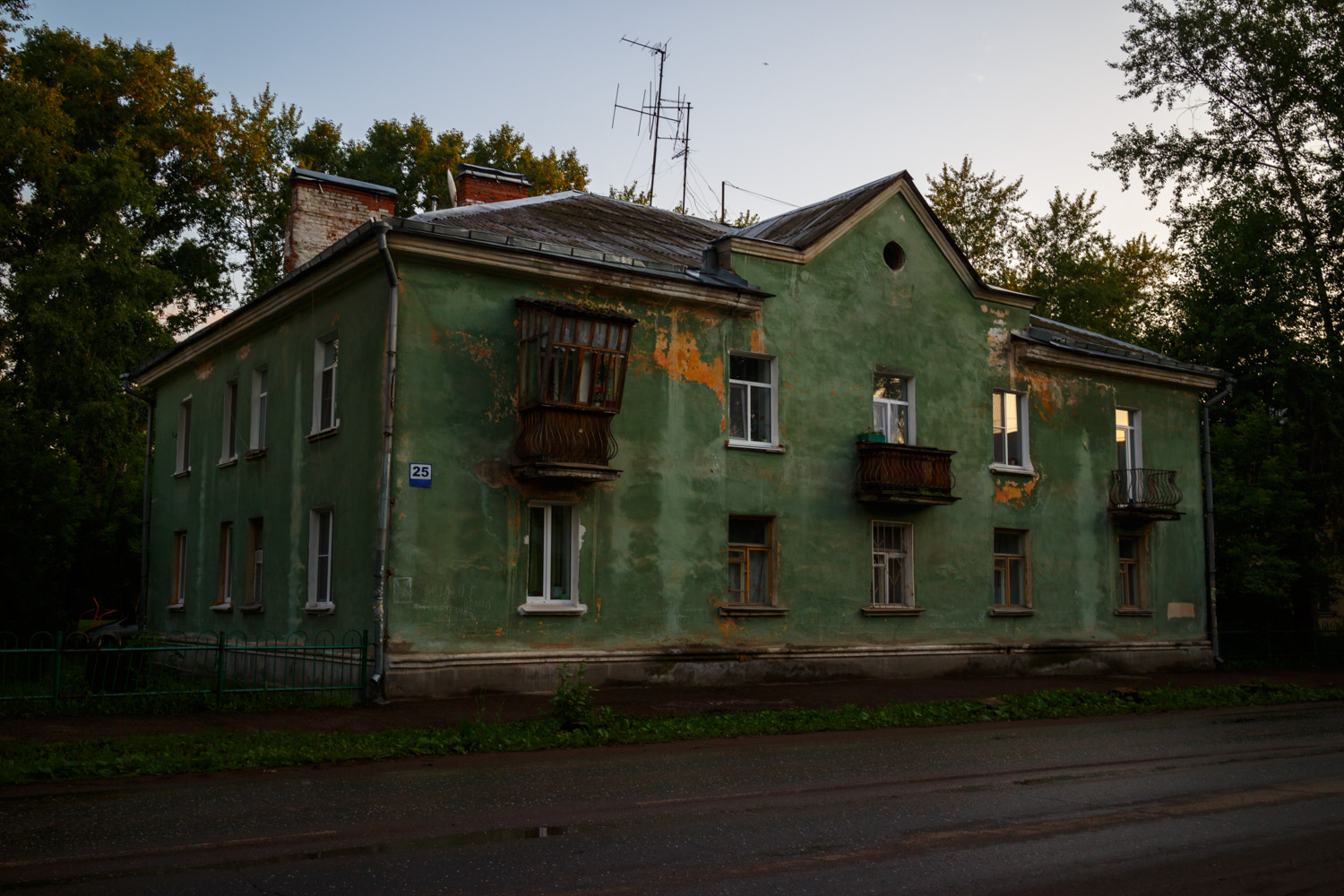 Глазов, Улица Тани Барамзиной, 25