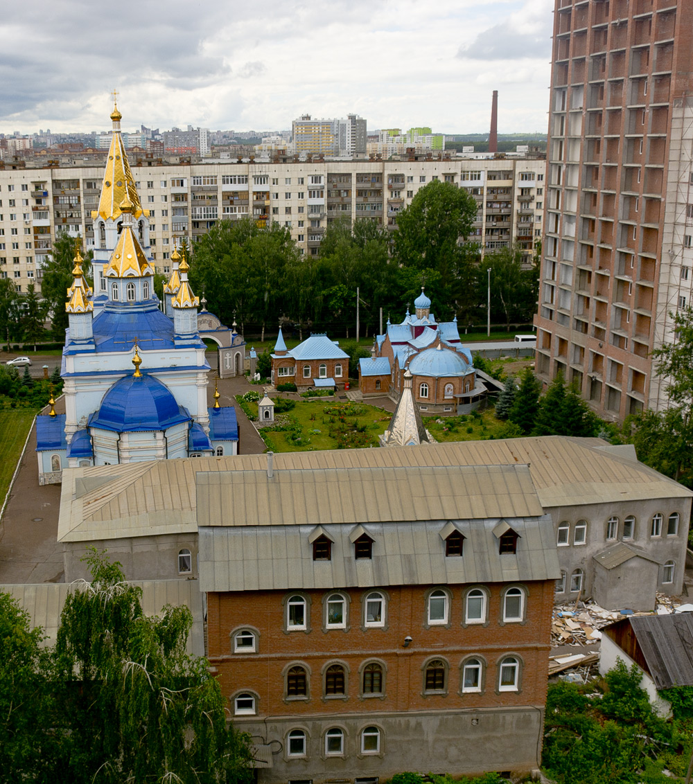 Уфа, Улица Ферина, 15; Улица Ферина, 15 корп. 5; Улица Ферина, 15 корп. 4; Улица Ферина, 15 корп. 3; Улица Ферина, 15 корп. 1; Улица Ферина, 15 корп. 2; Улица Ферина, 15/1