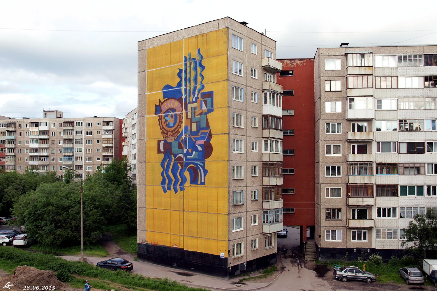 Murmansk, Кольский проспект, 142
