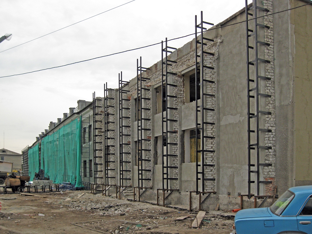 Славянск, Привокзальная улица, 1