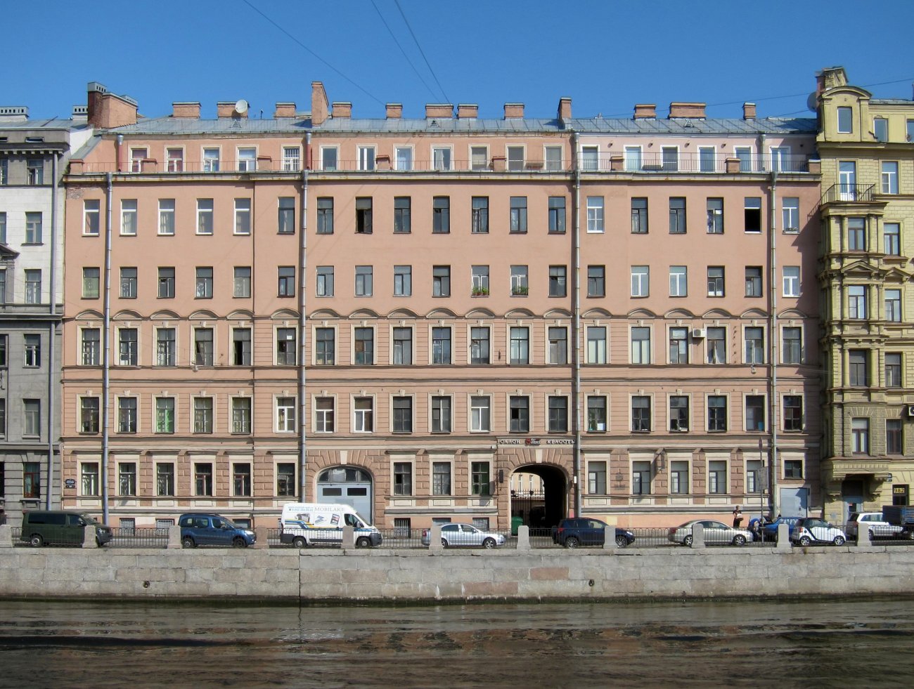 Санкт-Петербург, Набережная реки Фонтанки, 129