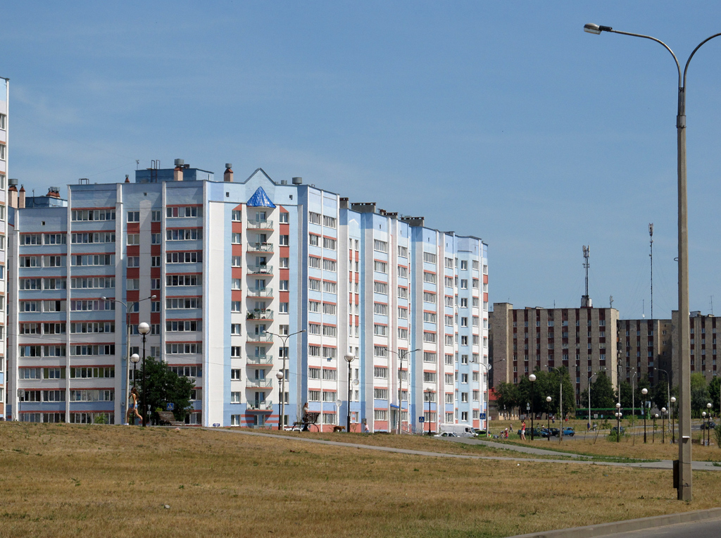 Мозырь, Бульвар Юности, 40; Бульвар Юности, 26; Бульвар Юности, 28