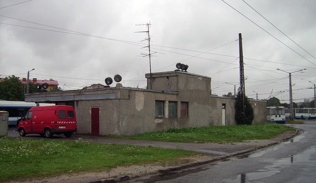 Таллин, Akadeemia tee, 29