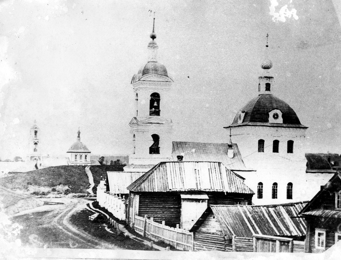 Pereslavl-Zalessky, Проездная улица, 23; Трубежная улица, 7А