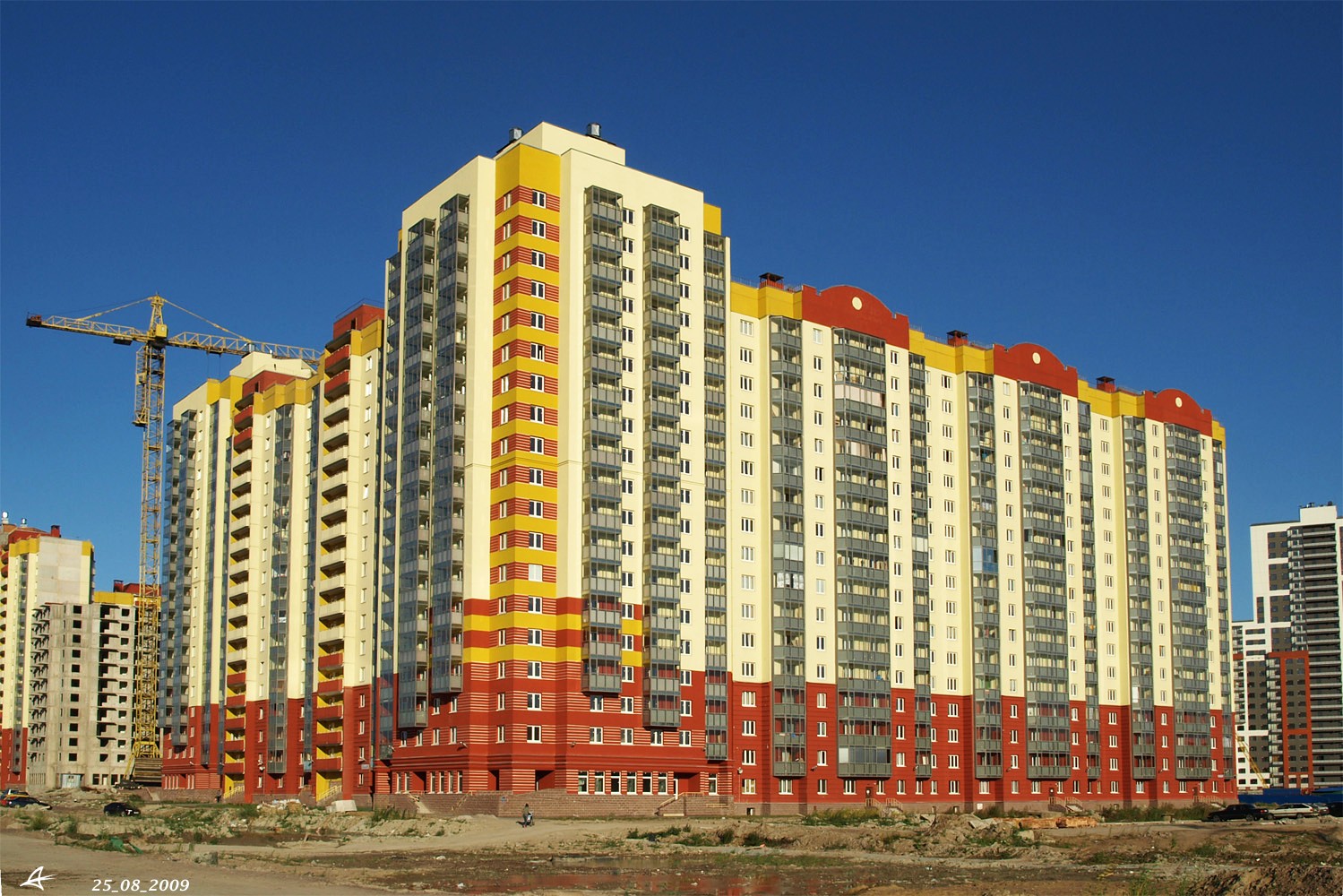 Санкт-Петербург, Долгоозёрная улица, 31; Парашютная улица, 35; Парашютная улица, 33 корп. 1