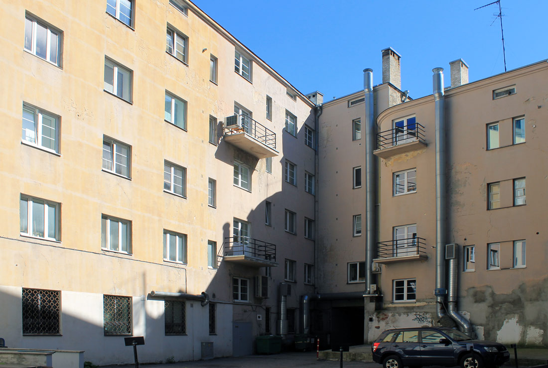 Таллин, Tartu maantee, 6