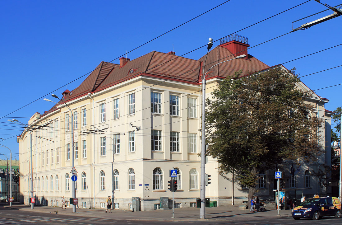 Таллин, Estonia puiestee, 10